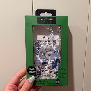 Kate Spade Blue and White Floral iPhone 17 Pro Case